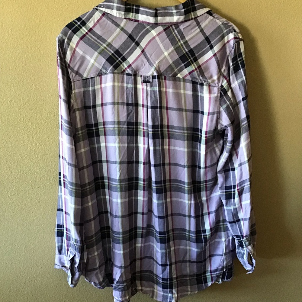🦋 Ingrid & Isabel Maternity Blouse - Picture 3 of 4